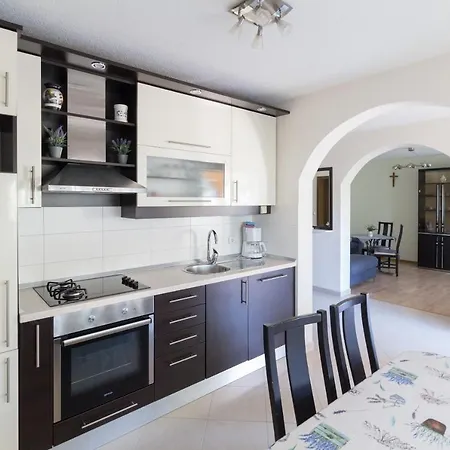 Spacious Malina With Pool - By Ta Leut Agency Holiday home *