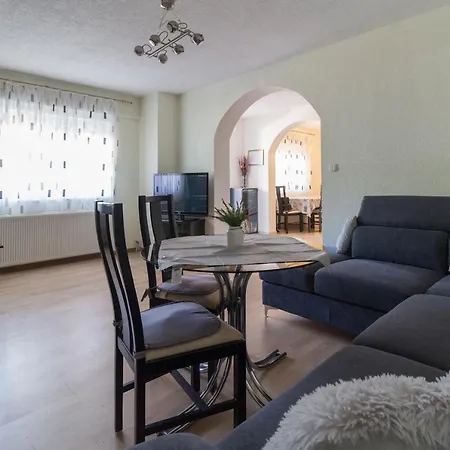 Holiday home Spacious Malina With Pool - By Ta Leut Agency *