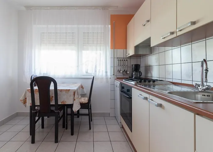 Spacious Malina With Pool - By Ta Leut Agency * Privlaka (Zadar)