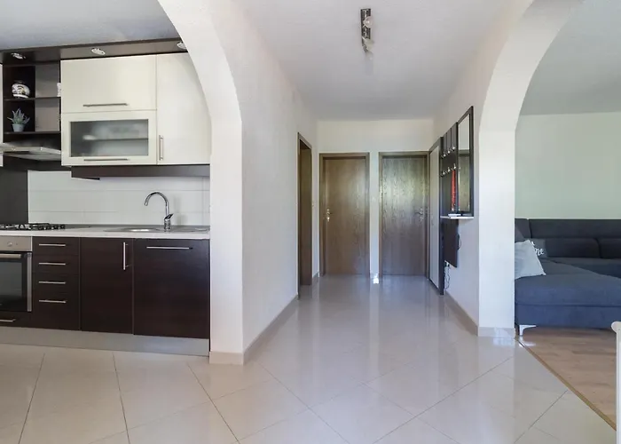 Spacious Malina With Pool - By Ta Leut Agency * Privlaka (Zadar)