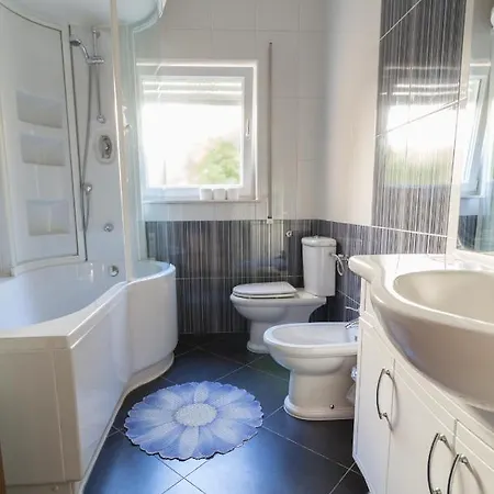 Spacious Malina With Pool - By Ta Leut Agency * Privlaka