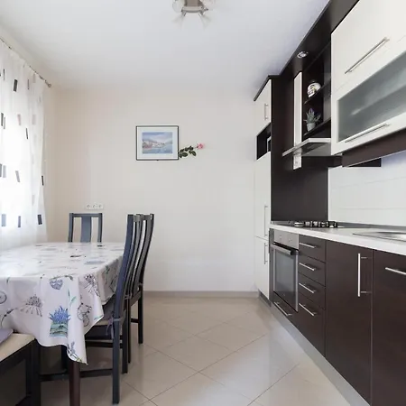 Spacious Malina With Pool - By Ta Leut Agency Privlaka