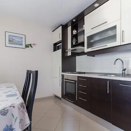 Spacious Malina With Pool - By Ta Leut Agency * Privlaka