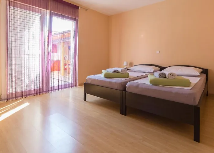 Spacious Malina With Pool - By Ta Leut Agency * Privlaka (Zadar)