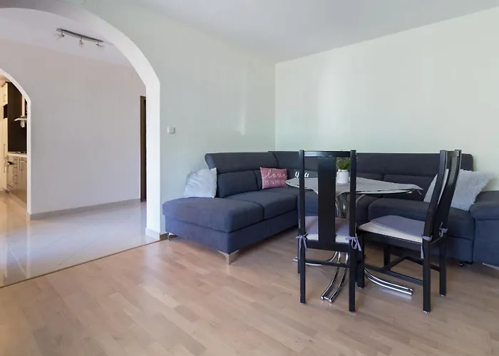 Vakantiehuis Spacious Malina With Pool - By Ta Leut Agency Privlaka (Zadar)