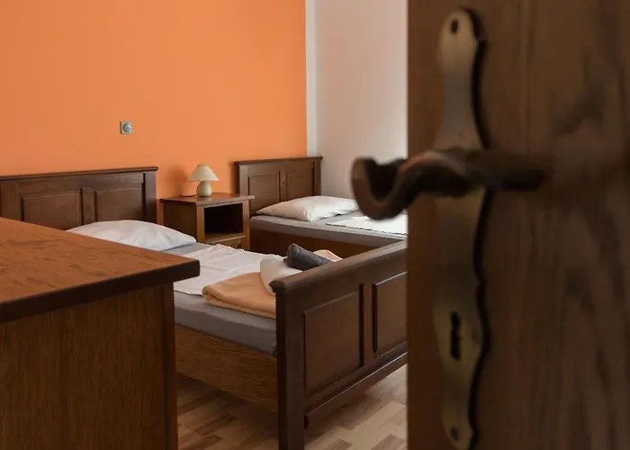 Spacious Malina With Pool - By Ta Leut Agency Vakantiehuis