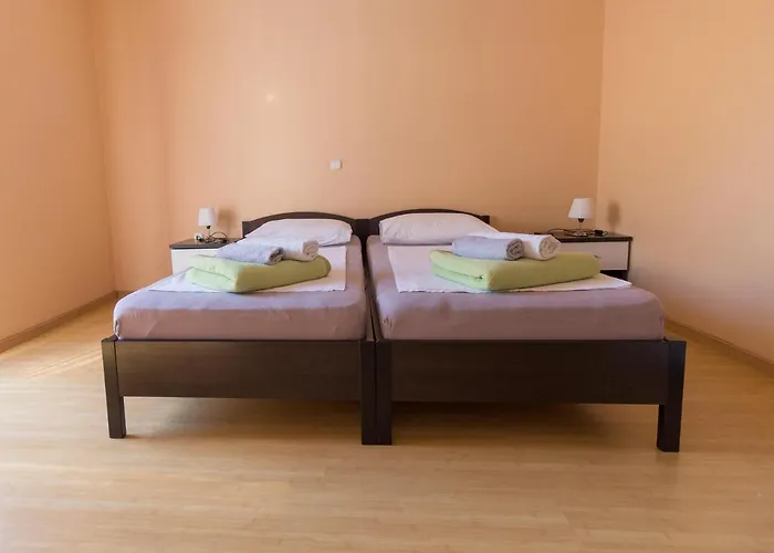 Vakantiehuis Spacious Malina With Pool - By Ta Leut Agency *